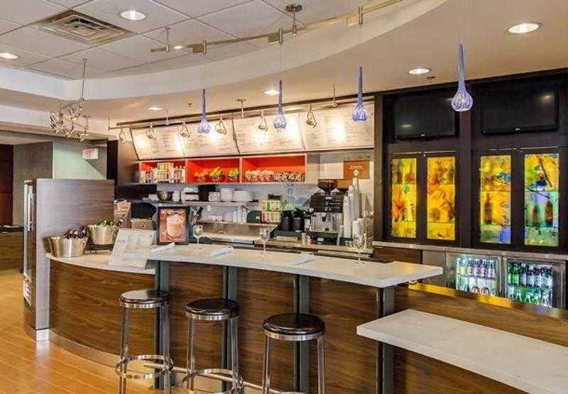 Courtyard By Marriott Chicago Schaumburg/Woodfield Mall Εξωτερικό φωτογραφία