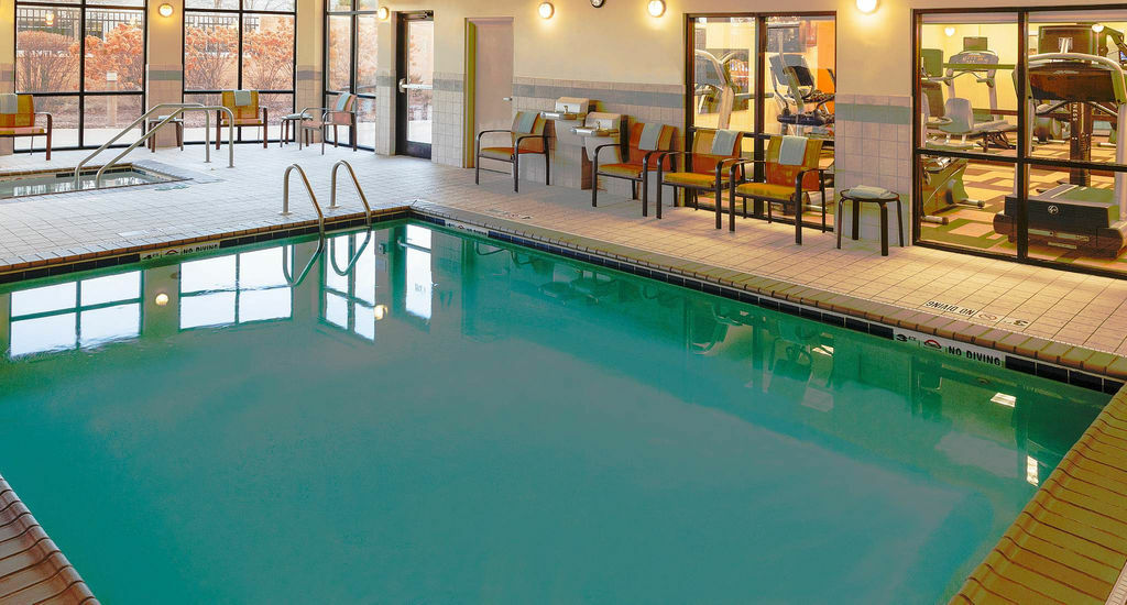 Courtyard By Marriott Chicago Schaumburg/Woodfield Mall Εξωτερικό φωτογραφία