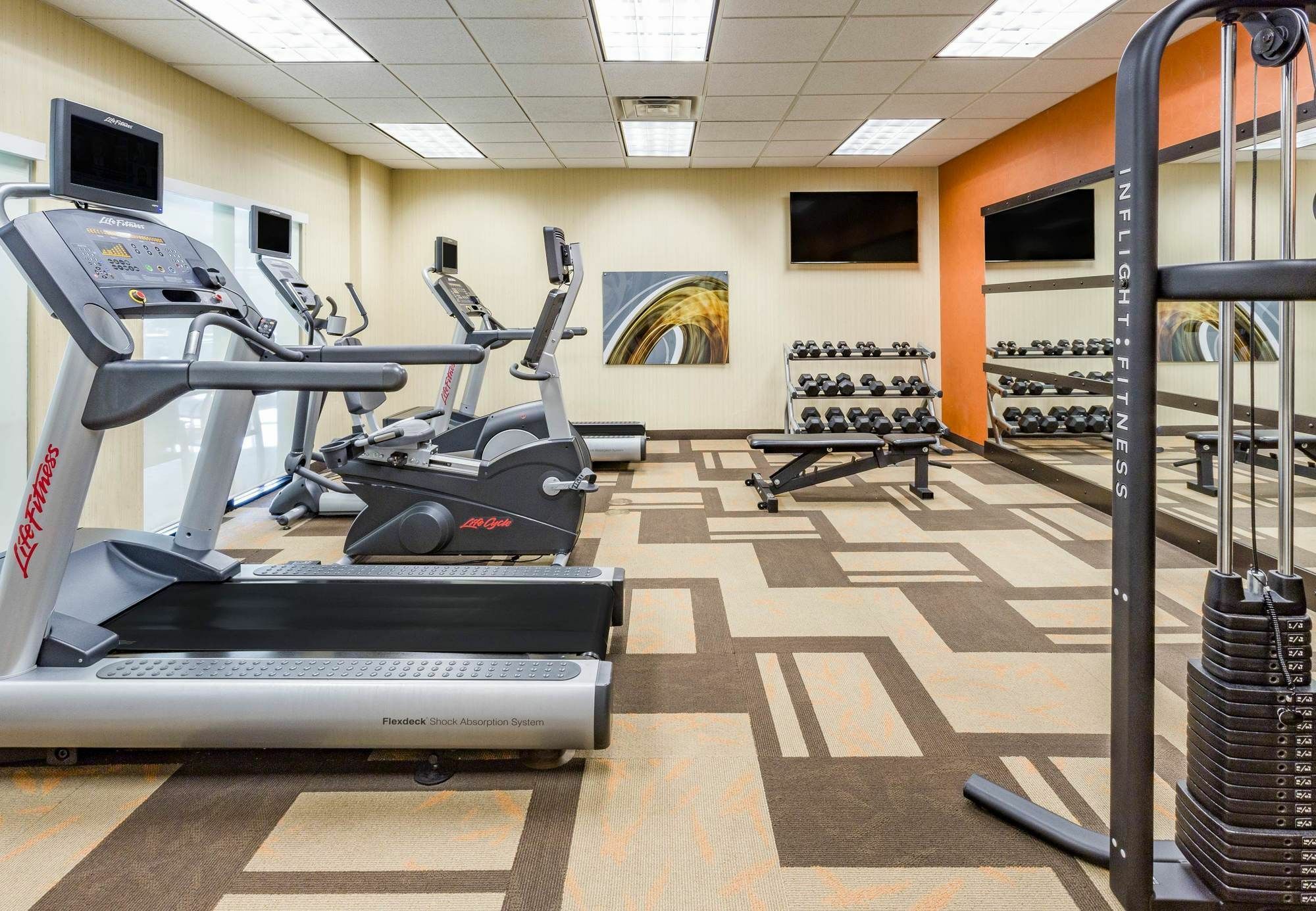 Courtyard By Marriott Chicago Schaumburg/Woodfield Mall Εξωτερικό φωτογραφία
